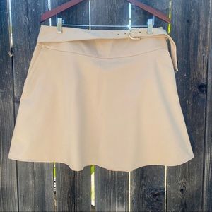 Express Tulip Beige Mini Skirt with Gold Plated Belt - Size Large